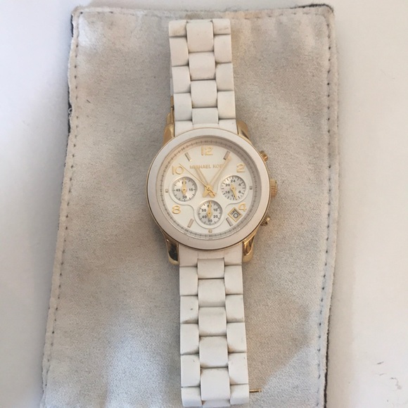 Michael Kors Watch - Picture 2 of 4